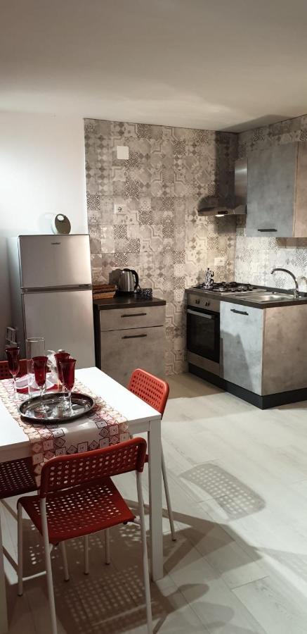 Casa di Tilde Apartment Napoli Bagian luar foto