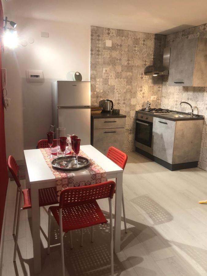 Casa di Tilde Apartment Napoli Bagian luar foto